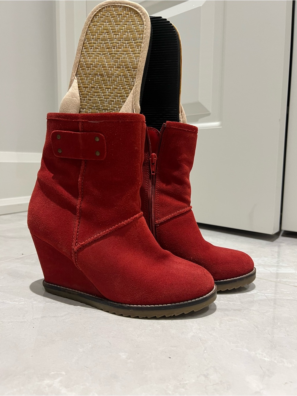 Women's Red Suede Leather Wedge Ankle Boots - Classic Style - Picture 2 of 3